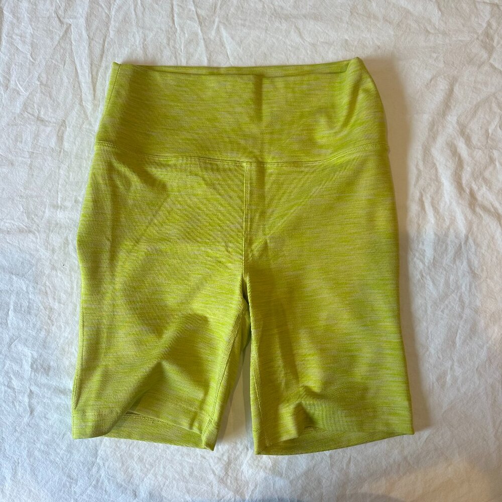 Outdoor Voices Biker Shorts Flow 7” Short S Bright Chartreuse